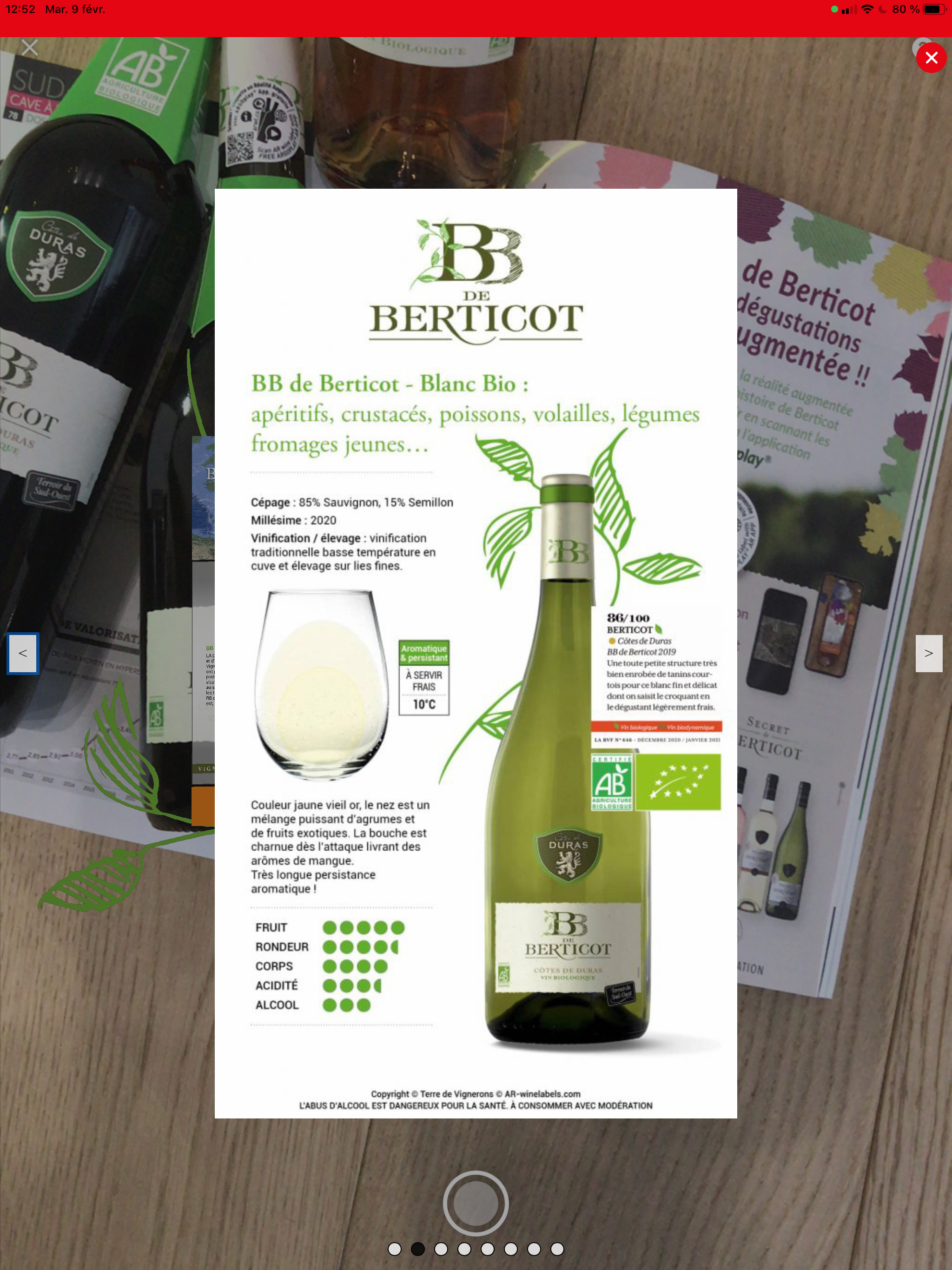 Berticot Bio Blanc label and Revue du Vin de France rating in Augmented Reality